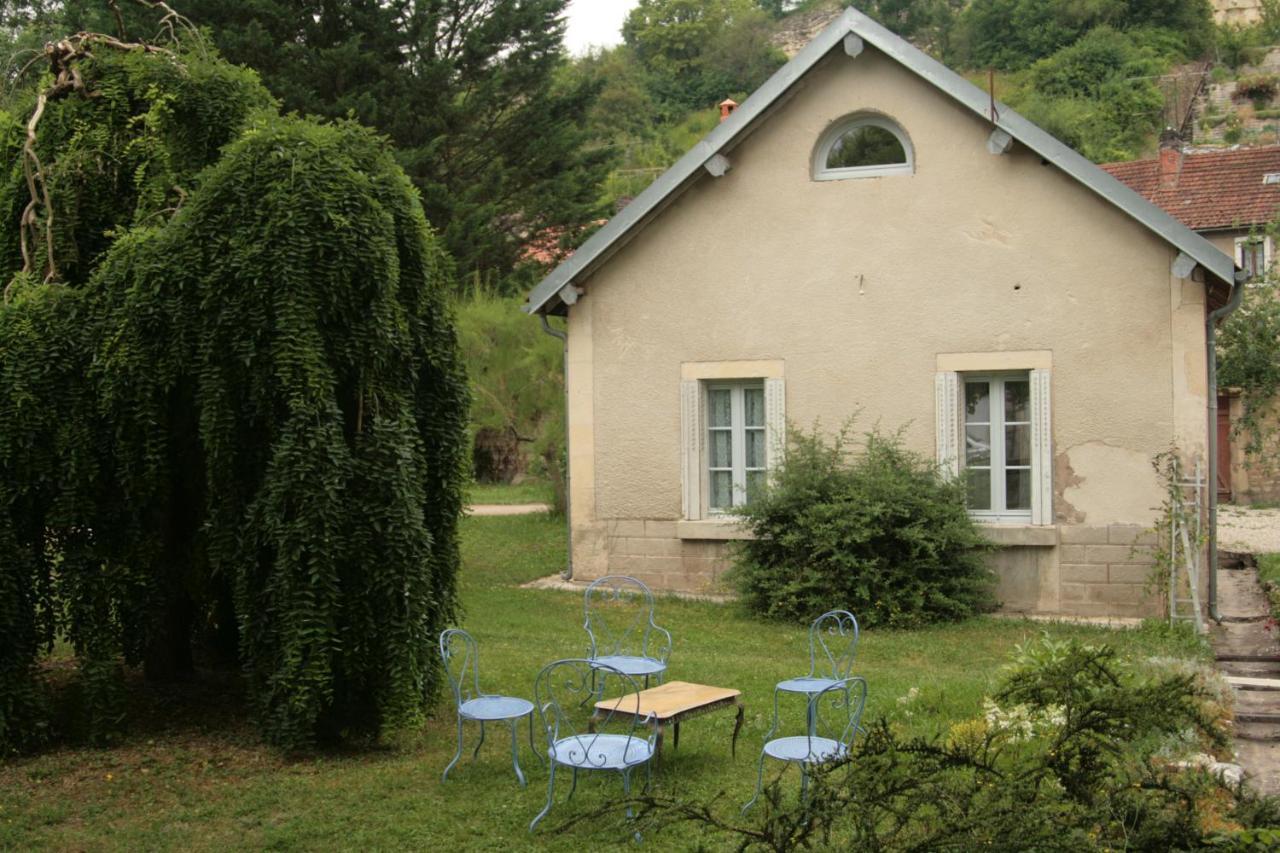 Domaine Des Douves Bed & Breakfast Ancy-le-Franc Dış mekan fotoğraf